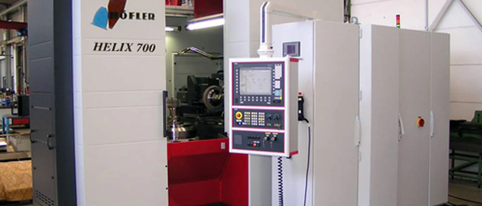 Hofler Helix 700 CNC gear grinder on the Raycar shop floor